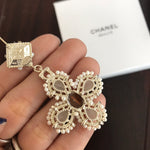 Chanel四葉月光石耳釘和項鏈